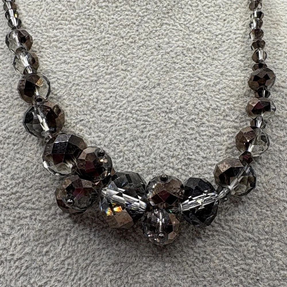 Elegant Brown and Silver Fasceted Crystal Beaded Necklace
